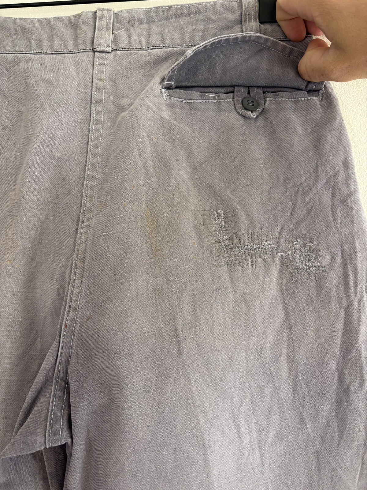 Le Pigeon Voyageur blue grey moleskin pants with pleated front and vintage pocket liner.