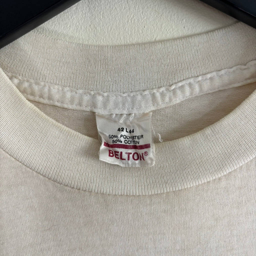 Belton vintage graphic t-shirt off-white with black and grey crossed rifles design